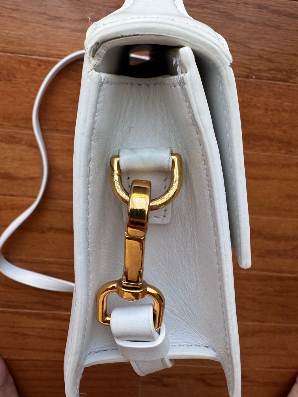 Jacquemus Le Grand Bambino Leather Top-Handle Bag White - Picture 4 of 17